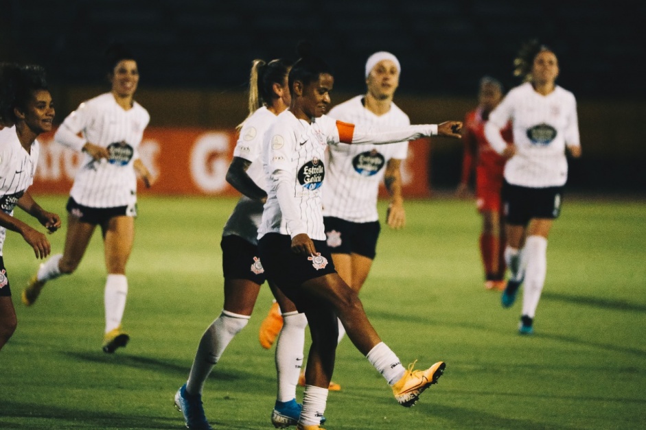 Meninas do Timo Feminino durante goleada sobre Amrica de Cali, pela Libertadores