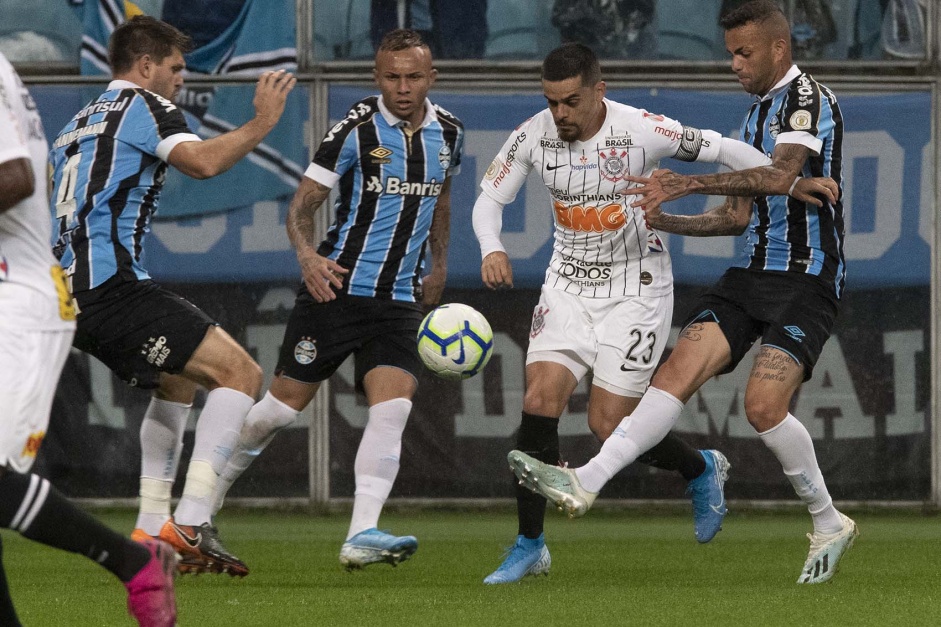 Corinthians conta com apoio do BMG se necessrio para comprar Luan