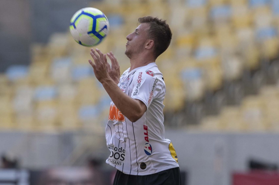Carlos durante jogo contra o Flamengo, no Maracan, pelo Brasileiro