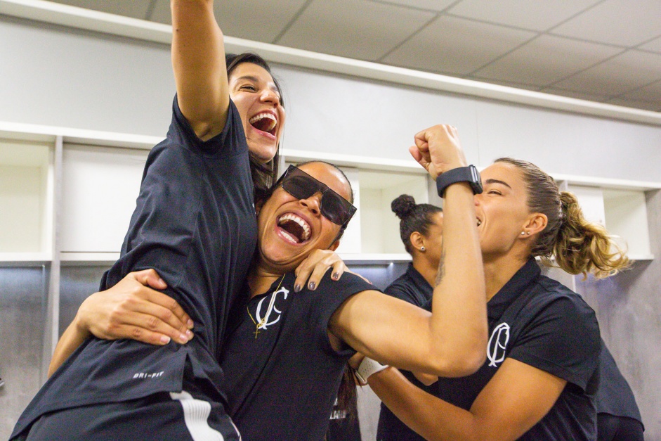 Elenco feminino venceu o So Paulo pelo placar mnimo no primeiro jogo da final