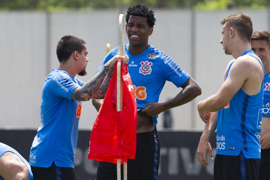 Fagner, Carlos e Gil no ltimo treino antes do duelo contra o Flamengo, pelo Brasileiro