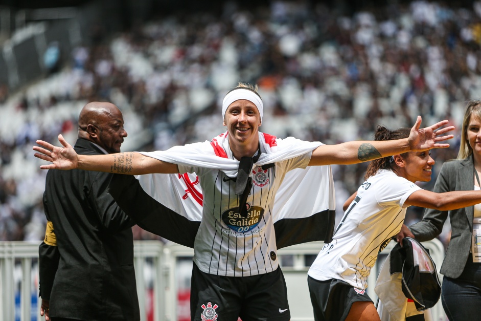 Pardal durante comemoraes do ttulo do Campeonato Paulista, pelo Corinthians Feminino