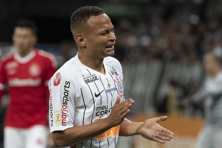 Garoto Janderson durante jogo contra o Internacional, na Arena Corinthians, pelo Brasileiro