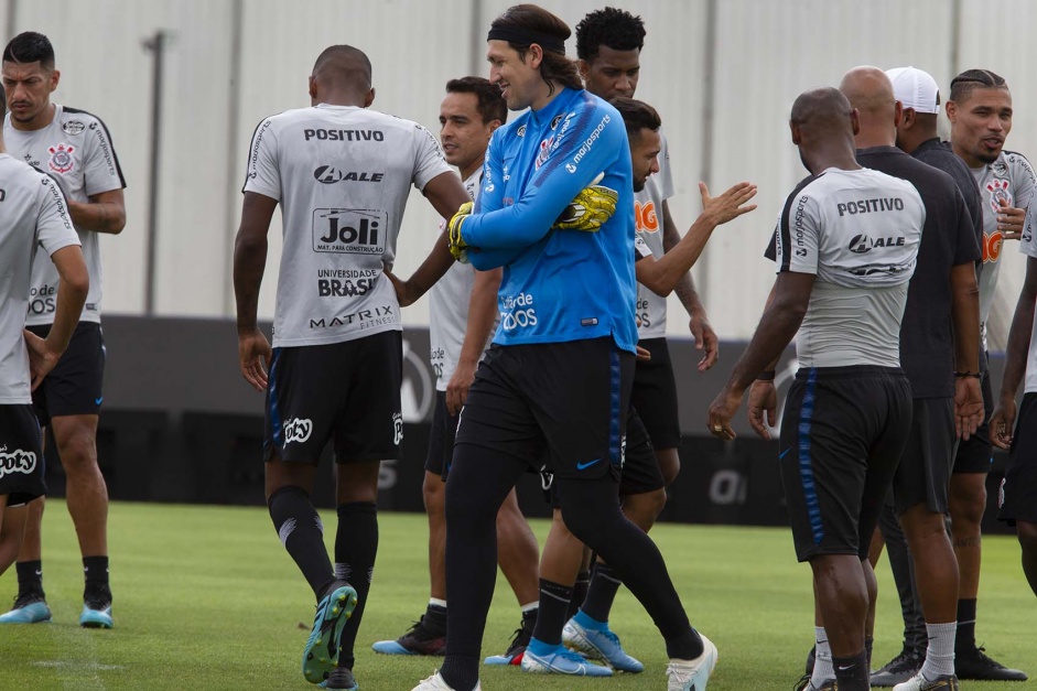 Cssio e companheiros no ltimo treino antes do jogo contra o Botafogo, pelo Brasileiro