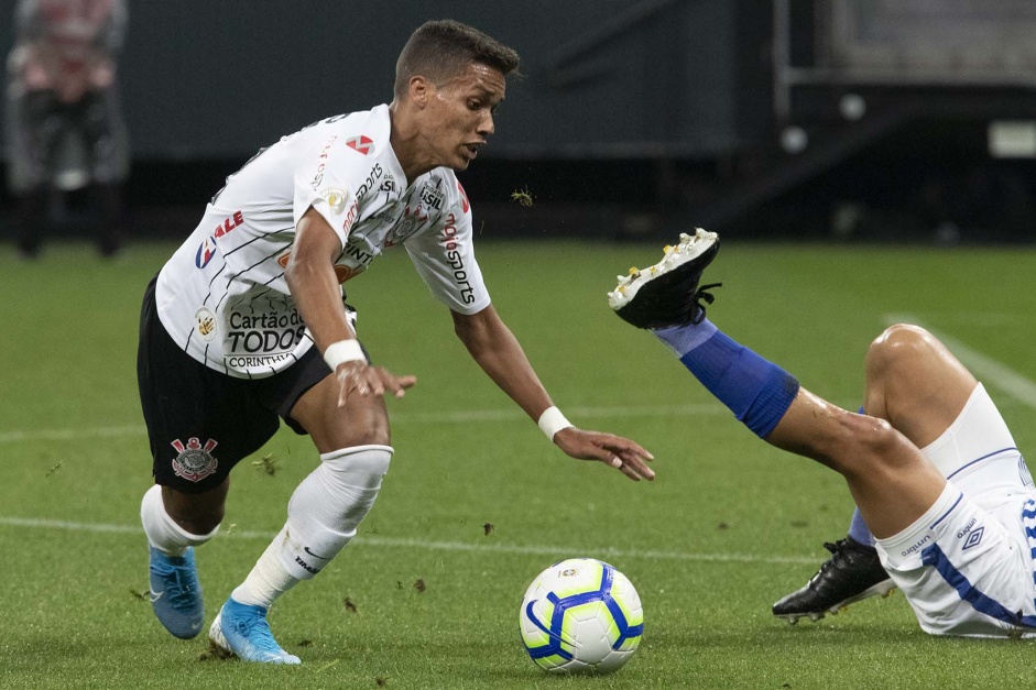 Pedrinho pode atuar s mais trs jogos com a camisa do Corinthians