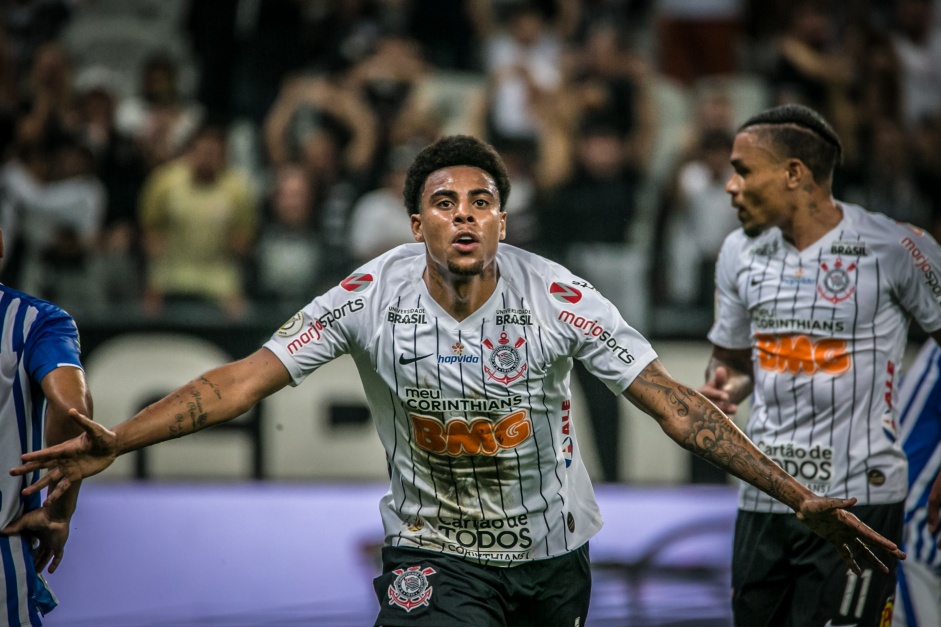 Gustagol no jogo contra o Ava, pelo Brasileiro, na Arena Corinthians