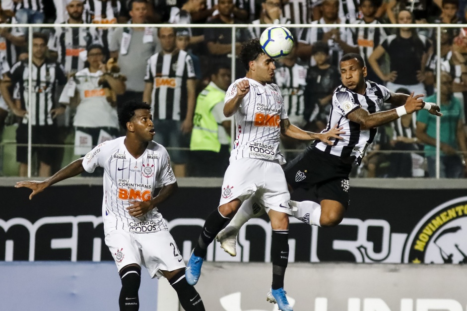 Corinthians vive cenrio de indefinio s vsperas do fim do Brasileiro