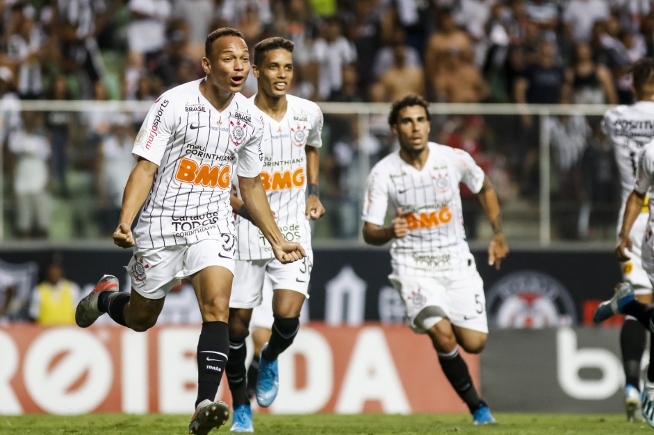 Janderson marcou o gol de empate do Corinthians contra o Atltico Mineiro