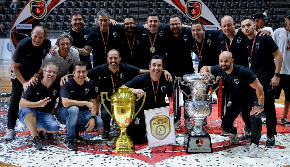 Corinthians fechou o ano do futsal com vrios titulos