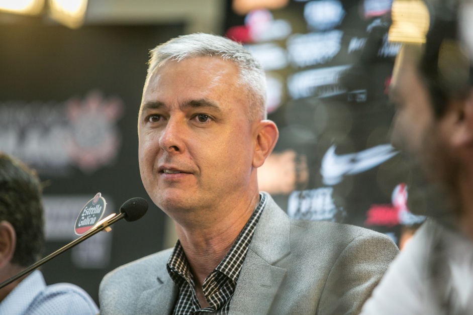 Tiago Nunes disse estar preparado para a pressão maior que terá no Corinthians Tiago Nunes disse estar preparado para a pressão maior que terá no Corinthians