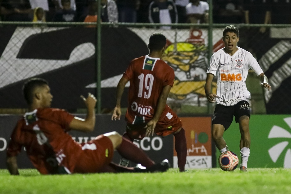 Kelvin durante jogo contra o Fluminense-PI, pela Copinha São Paulo 2020