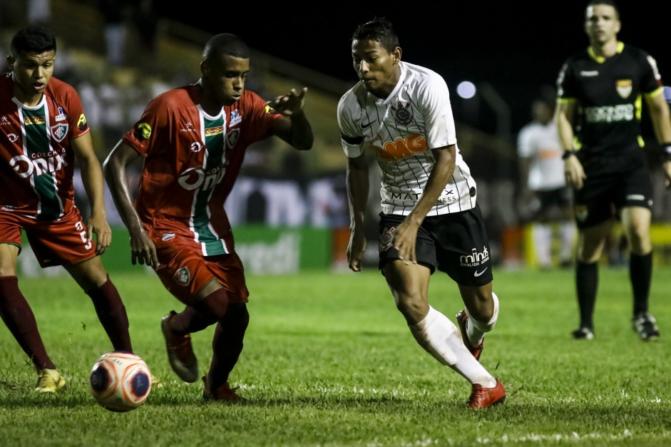 Por 3 a 1 venceu o Fluminense-PI, pela Copinha 2020