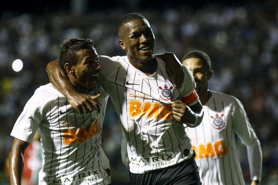 Xavier marcou o primeiro gol do Timãozinho contra o Fluminense-PI, pela Copinha 2020