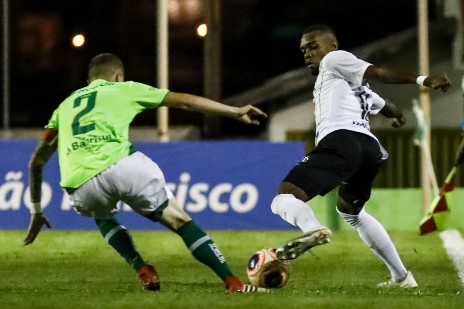 Lucas no duelo contra o Juventude, pela Copinha São Paulo 2020