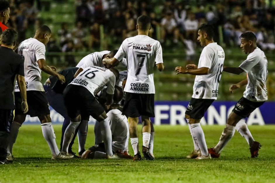 Corinthians encara Mirassol para tentar vaga nas quartas de final da Copinha