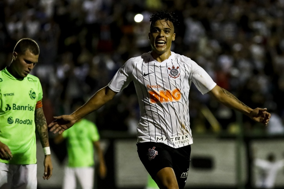 Atacante Hugo Sandoval no duelo contra o Juventude, pela Copinha São Paulo 2020