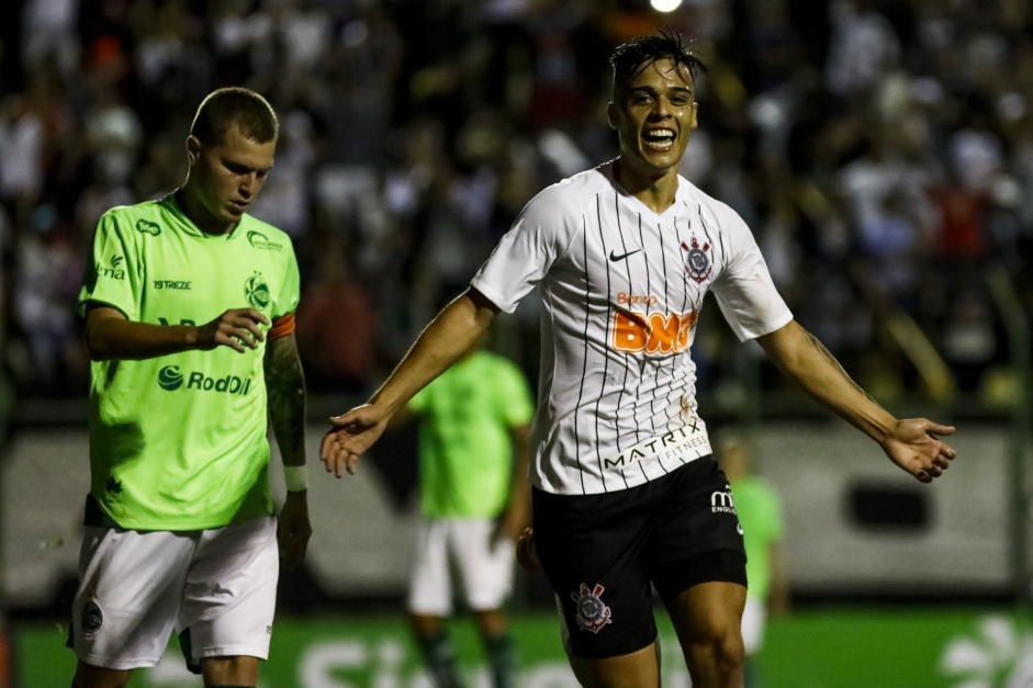 Atacante Sandoval no duelo contra o Juventude, pela Copinha So Paulo 2020