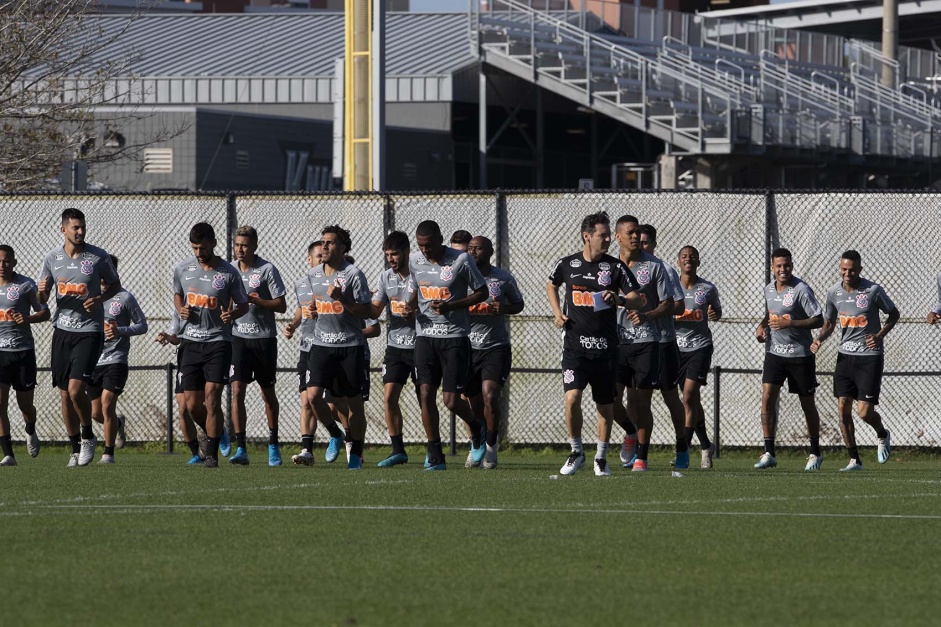 Jogadores do Corinthians no treino desta sexta-feira em solo americano