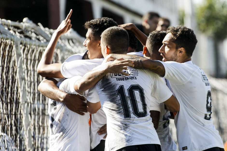 Equipe Sub-23 do Corinthians tenta melhorar seu desempenho nesta temporada