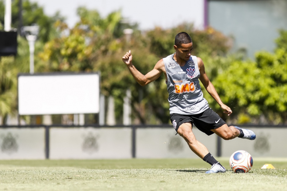 Madson chegou a jogar pelo Corinthians em 2020, mas acabou caindo com o Oeste