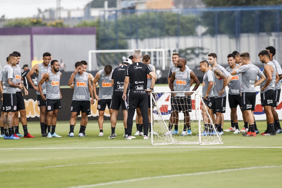 Corinthians tem contrado emprstimos para ajustar as finanas em 2020