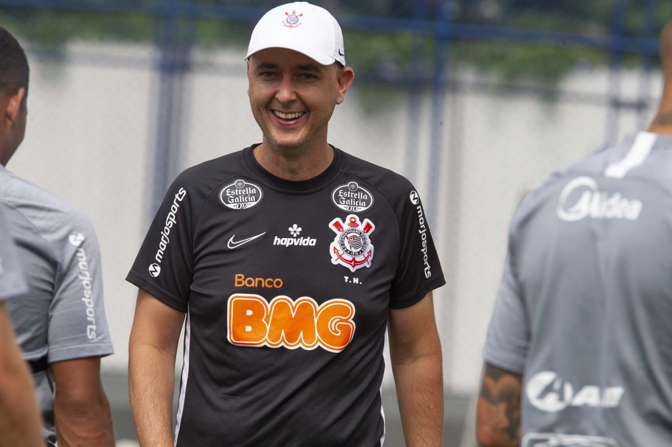 Corinthians treinou em dois perodos nesta sexta-feira