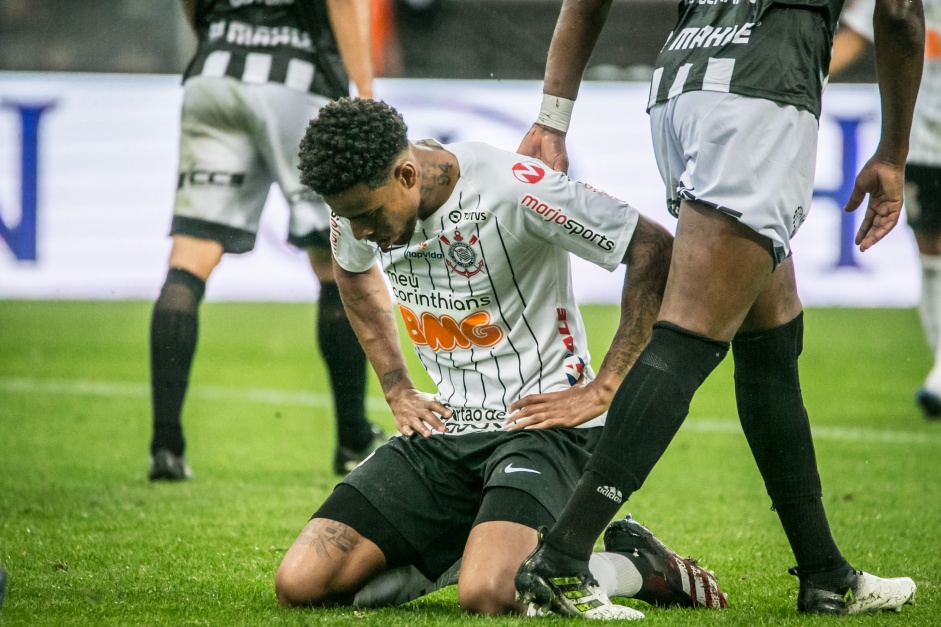 Gustavo durante a derrota do Corinthians para a Inter de Limeira