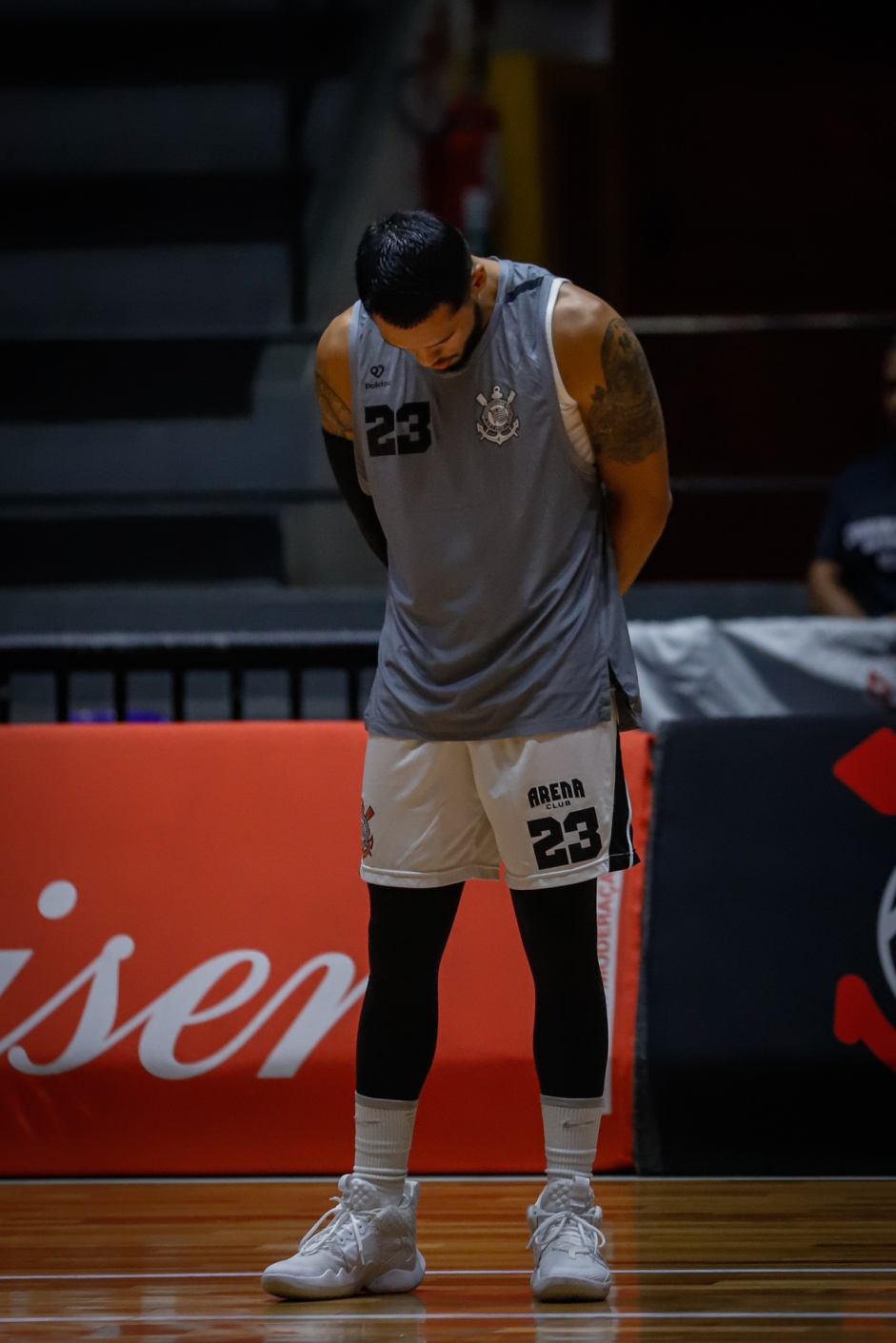 Pecos antes da bola entrar em jogo para Corinthians e Rio Claro