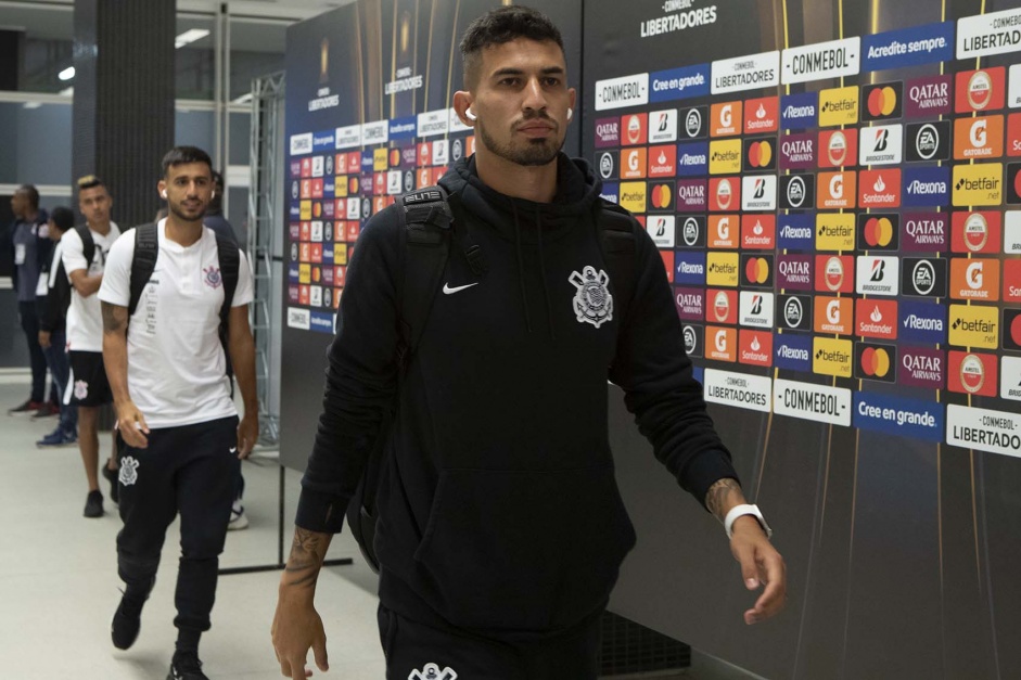 Pedro Henrique na chegada do Corinthians na Arena para o duelo contra o Guaran