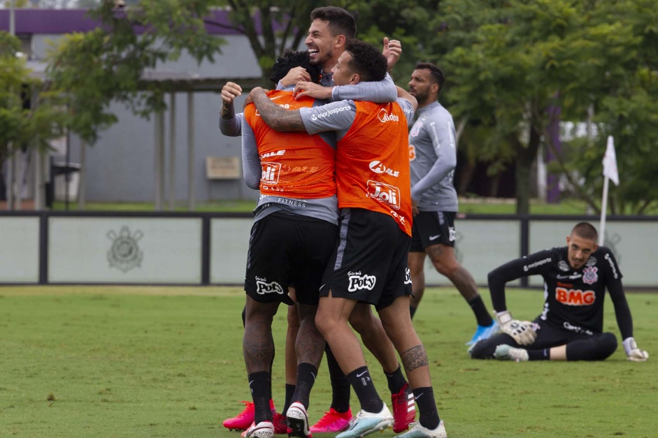 Corinthians far jogo-treino no CT Joaquim Grava na prxima quinta-feira