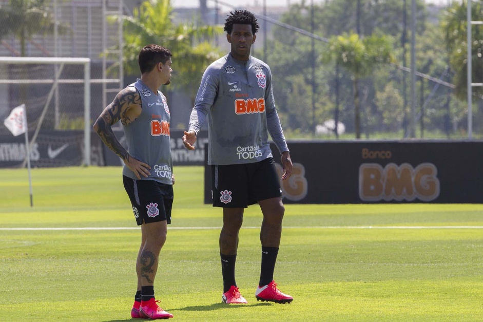 Corinthians segue sem treinar por conta do novo coronavrus