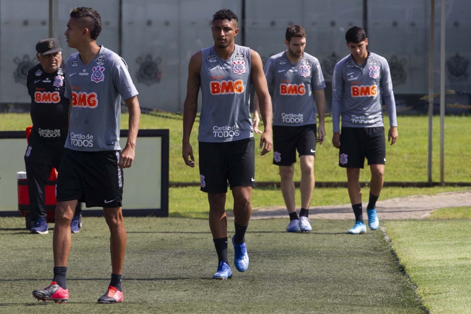 Cantillo, Éderson, Boselli e Araos no CT Joaquim Grava