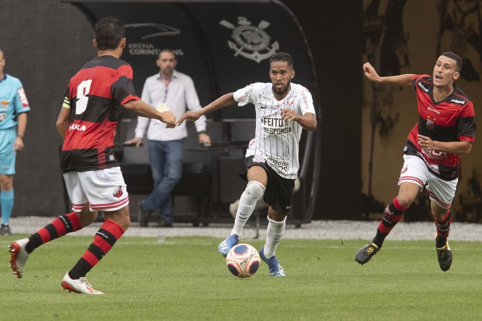 Corinthians fica no empate por 1 a 1 com o Ituano, na Arena, em seu ltimo compromisso antes da paralisao