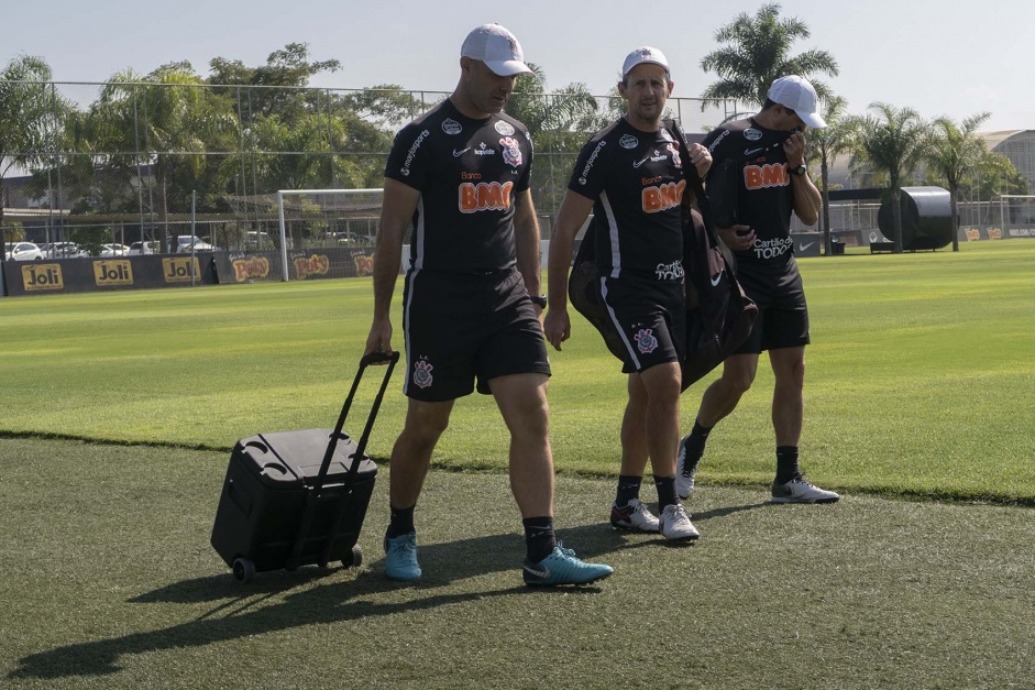 Comisso tcnica e jogadores do Corinthians podem ficar em espcie de quarentena no CT durante incio dos treinos