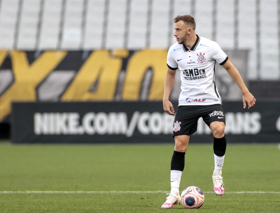 Carlos Auguso no duelo contra contra o Mirassol, pela semifinal do Paulistão