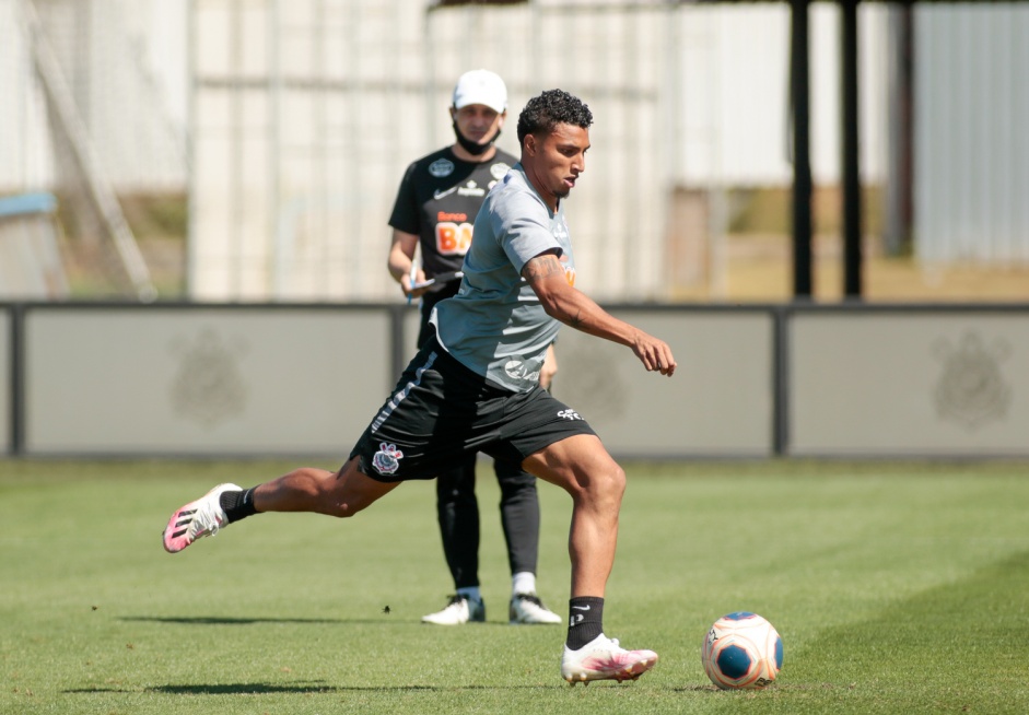 derson no ltimo treino antes da final contra o Palmeiras, pelo Paulisto 2020