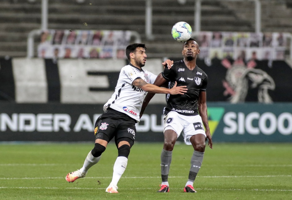 Camacho no jogo contra o Botafogo, na Neo Química Arena