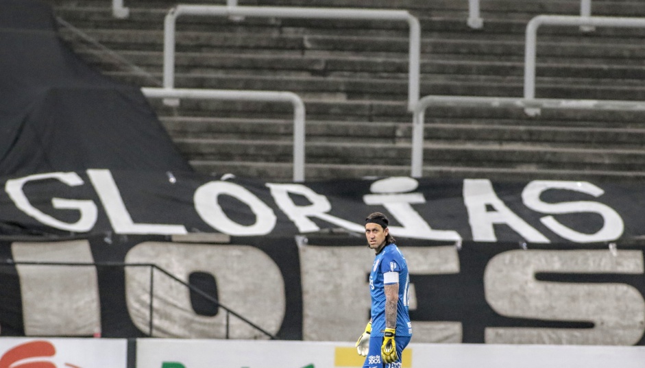 Goleiro Cássio no jogo contra o Botafogo, na Neo Química Arena