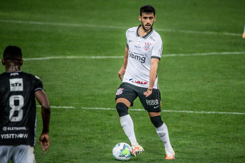 Camacho no jogo contra o Botafogo, na Neo Qumica Arena