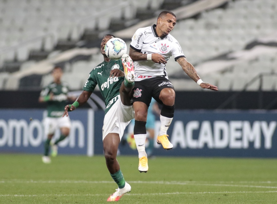 Otero na derrota para o Palmeiras, pelo Brasileirão, na Neo Química Arena