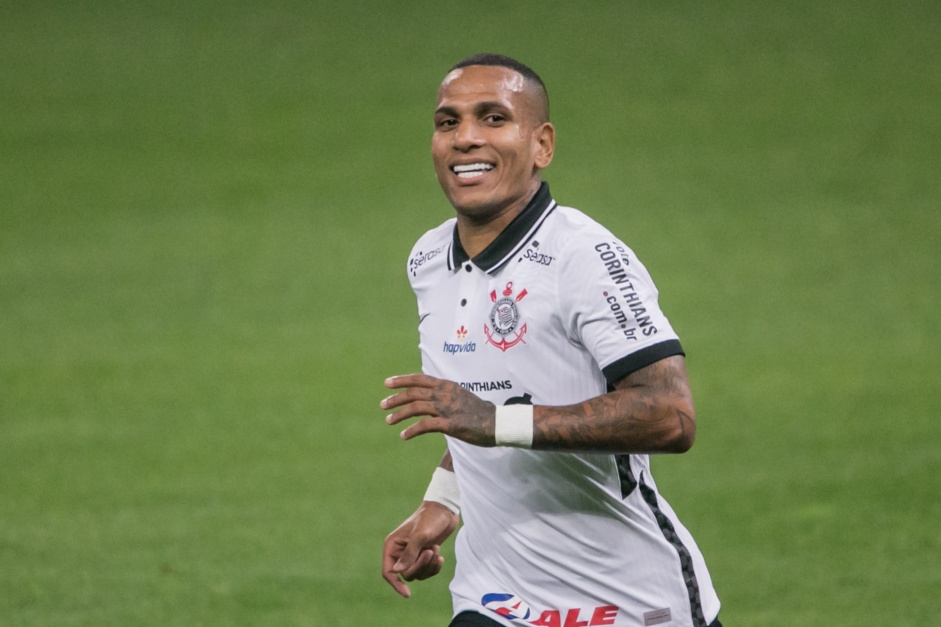 Otero foi o autor do primeiro gol do Corinthians, contra o Bahia, na Neo Química Arena