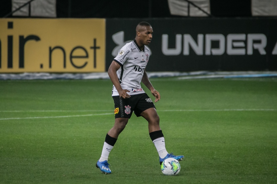 Xavier no jogo contra o Bahia, na Neo Qumica Arena, pelo Brasileiro