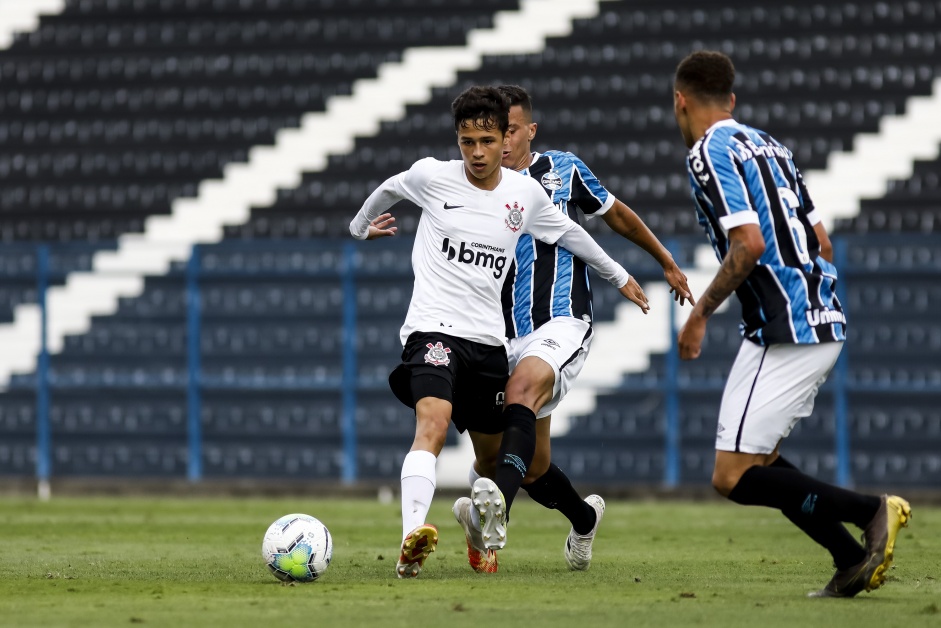 Matheus Arajo na estreia do Corinthians pelo Brasileiro Sub-20