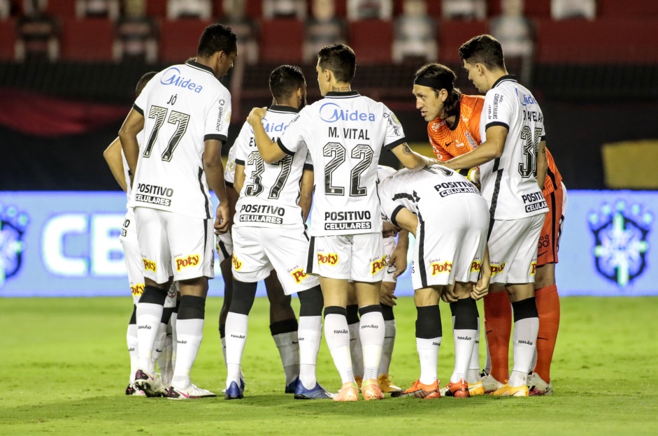 Elenco do Timo no jogo contra o Sport, pelo Campeonato Brasileiro