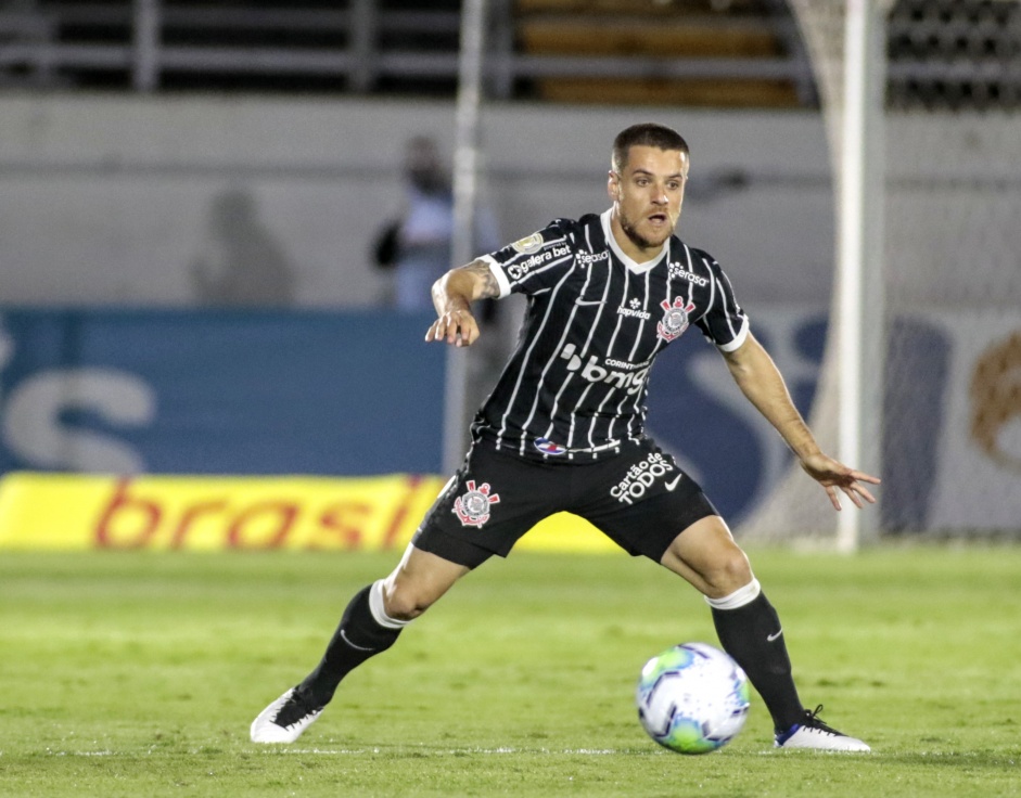 Ramiro em ao contra o Bragantino pelo Campeonato Brasileiro