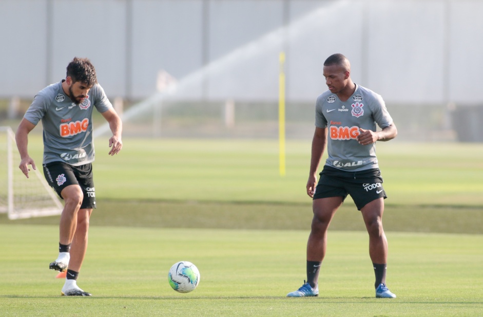 Fiel escalaria Bruno Méndez e Xavier nas vagas da dupla suspensa Fiel escalaria Bruno Méndez e Xavier nas vagas da dupla suspensa