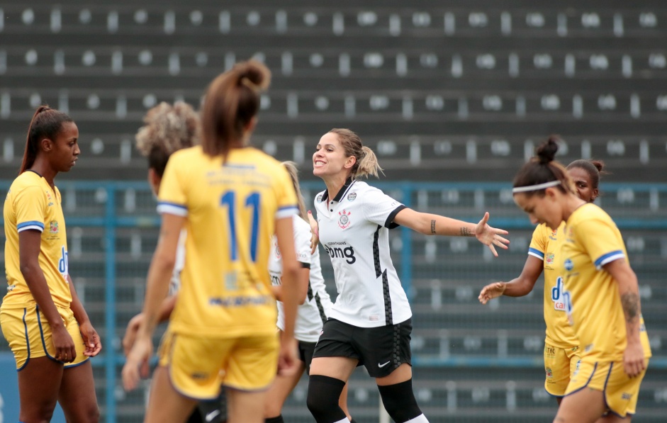 rika durante jogo contra o So Jos pelo Campeonato Brasileiro Feminino