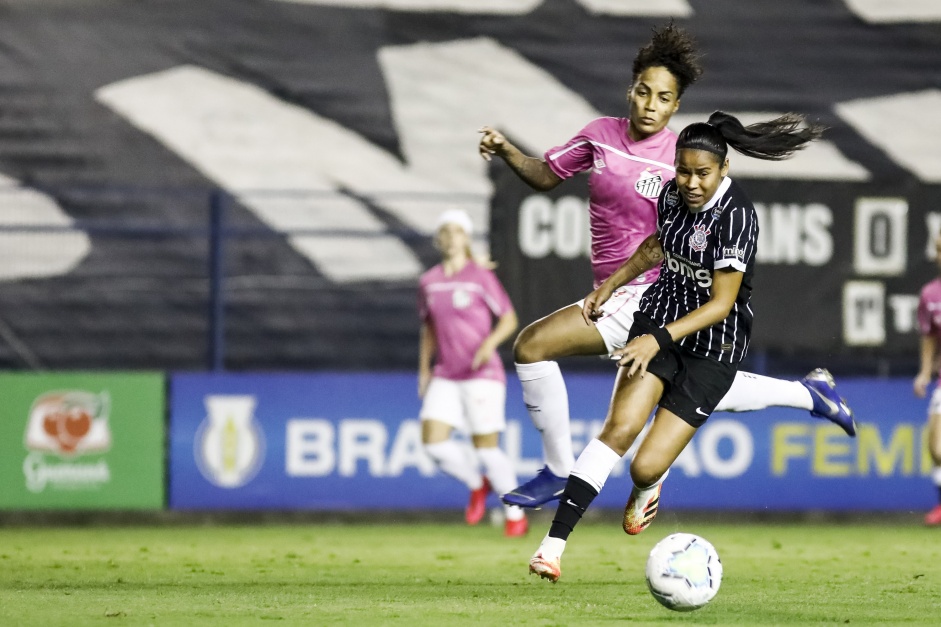 Victria no jogo contra o Santos, pelo Brasileiro Feminino