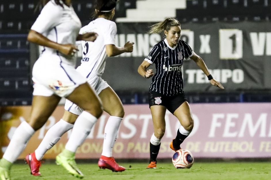 Gabi Zanotti no jogo contra o Santos, pelo Paulistão Feminino