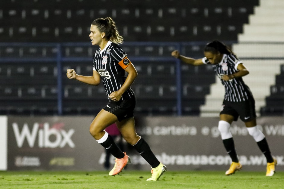 Tamires no jogo contra o Santos, pelo Paulistão Feminino